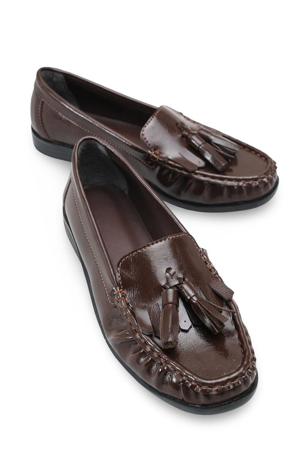 Diva Püsküllü Klasik Kadın Loafer Ayakkabı